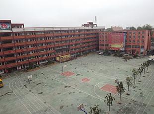 关键词:鲁山县育英学校